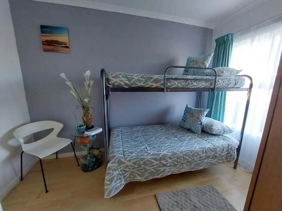 Funky 2Bed Apartment With Multipurpose Room! Cape Town